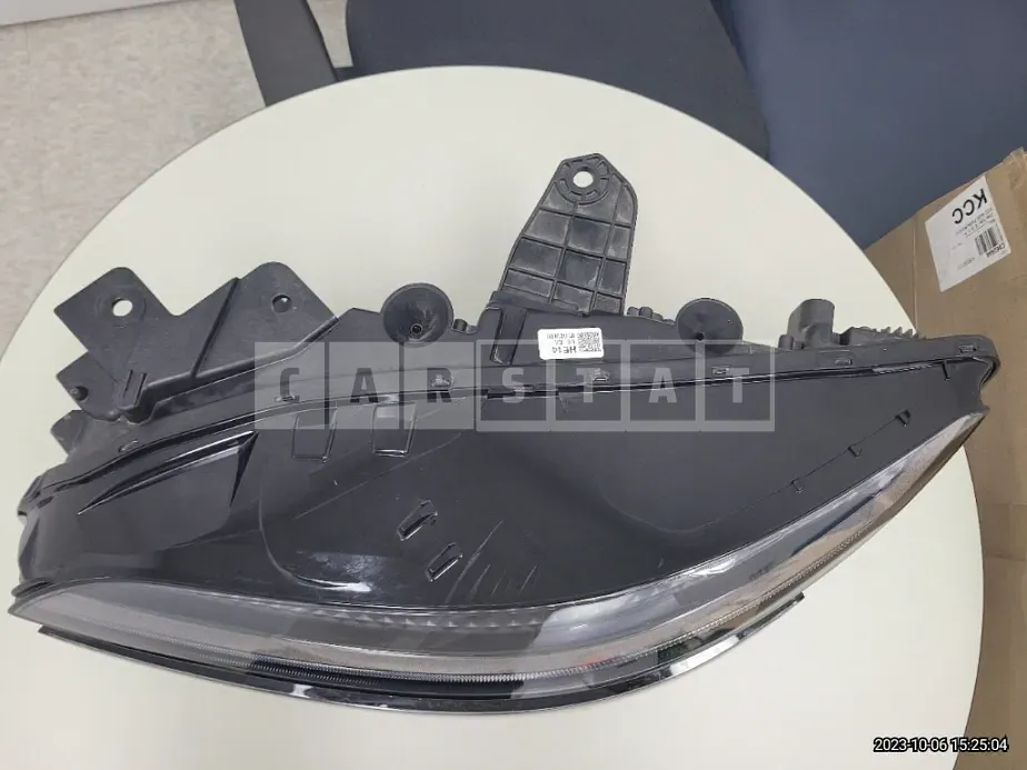 Photo 2 of 5: 2021 Genesis (parts) GV70 Headlamp — Korean insurance auction