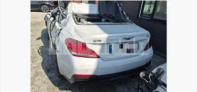Photo 1 of 14: 2018 Genesis G70 2.0T — Korean insurance auction