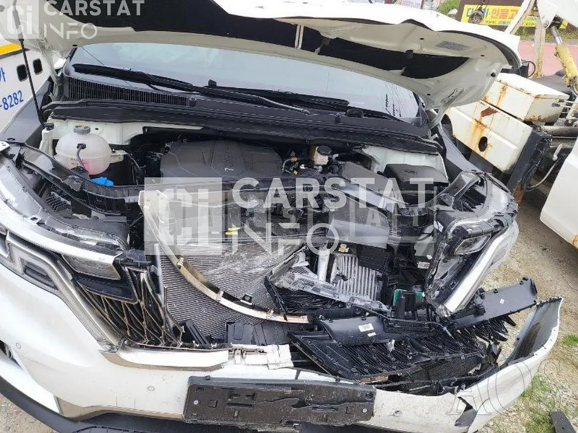Photo 2 of 32: 2022 Kia Carnival, VIN KNANE81BBNS177058 — Korean insurance auction