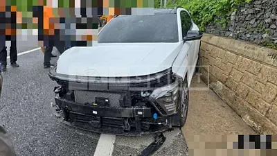 Photo 1 of 8: 2025 Hyundai Kona Hybrid — Korean insurance auction