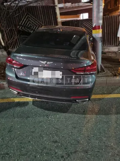 Photo 1 of 14: 2018 Genesis G80 3.3 — Korean insurance auction