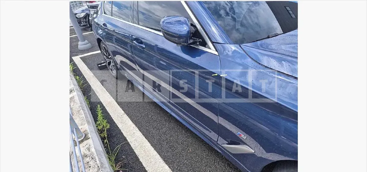 Photo 2 of 32: 2020 BMW 530e — Korean insurance auction