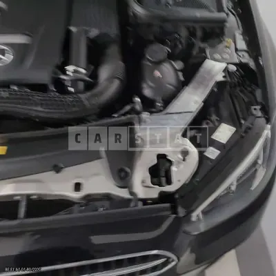 Photo 1 of 9: 2022 Mercedes-Benz E250, VIN W1KZF4FB2NB072289 — Korean insurance auction