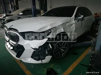 Photo 1 of 50: 2025 BMW 520i, VIN WBA21FJ06SCU43078 — Korean insurance auction