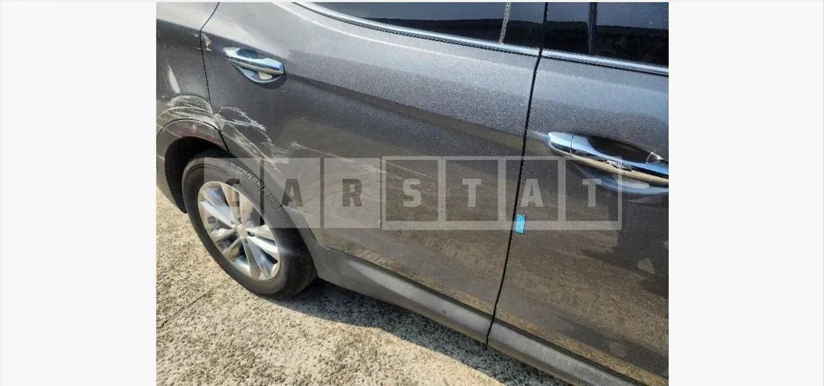 Photo 2 of 21: 2015 Hyundai Santa Fe DM — Korean insurance auction