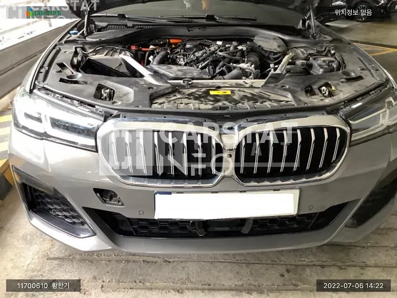 Photo 2 of 17: 2021 BMW 530e, VIN WBA51AG0XMCG24178 — Korean insurance auction