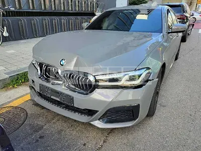 Photo 1 of 15: 2021 BMW 530i xDrive — Korean insurance auction