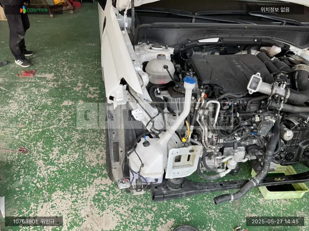 Photo 2 of 27: 2023 Hyundai Santa Fe, VIN KMHP381LGRU001401 — Korean insurance auction