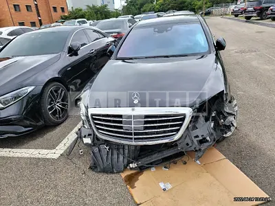 Photo 1 of 22: 2015 Mercedes-Benz S500 4Matic L, VIN WDDUG8FB7FA127115 — Korean insurance auction