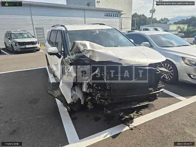 Photo 1 of 10: 2023 Kia Carnival, VIN KNANC813BPS282540 — Korean insurance auction