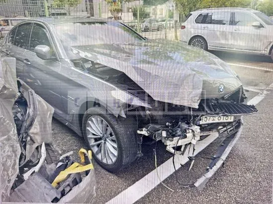 Photo 2 of 8: 2022 BMW 530e — Korean insurance auction