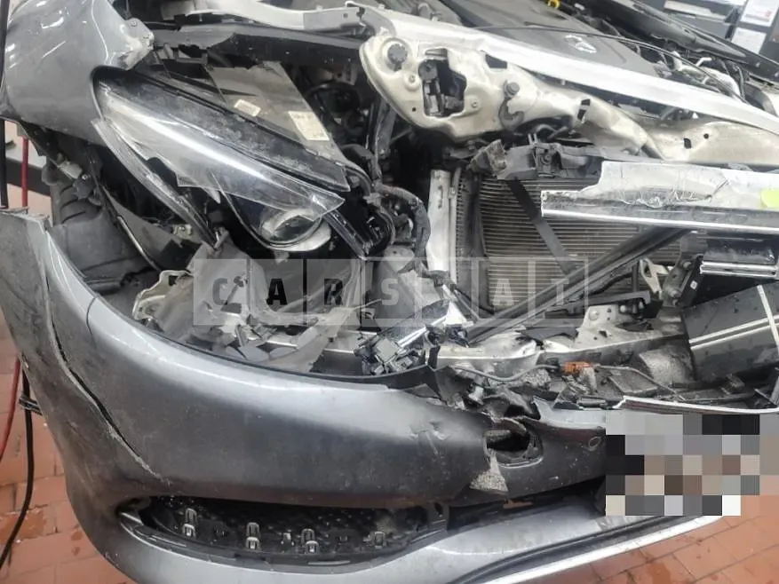 Photo 2 of 44: 2019 Mercedes-Benz E300 4Matic — Korean insurance auction