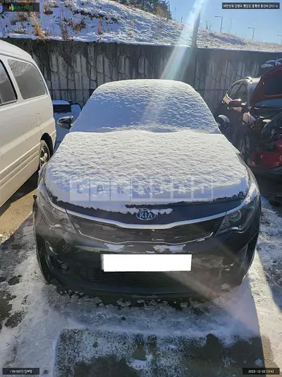 Photo 1 of 21: 2016 Kia K5 Hybrid, VIN KNAGW41CBGA001140 — Korean insurance auction
