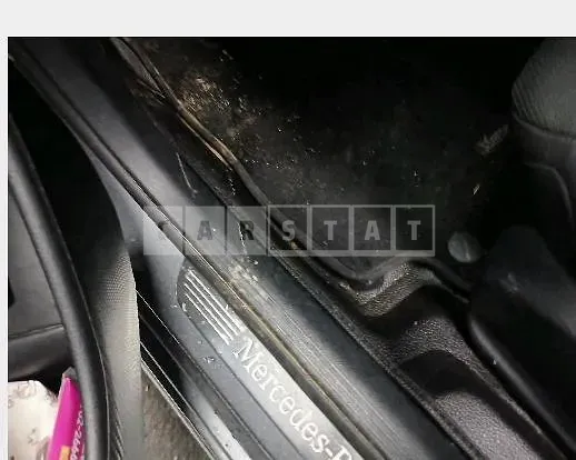 Photo 2 of 33: 2017 Mercedes-Benz E300 — Korean insurance auction
