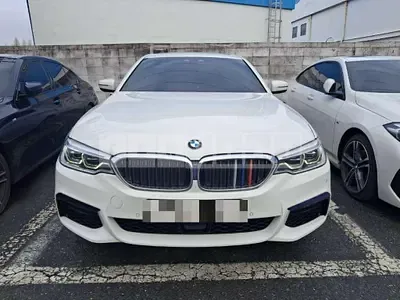 Photo 1 of 22: 2020 BMW 530e iPerformance — Korean insurance auction