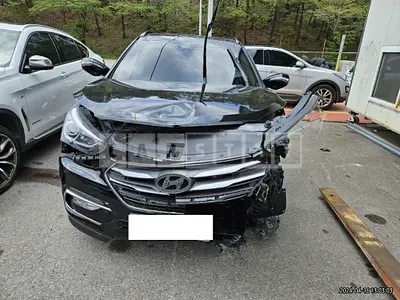 Photo 1 of 19: 2016 Hyundai Santa Fe — Korean insurance auction