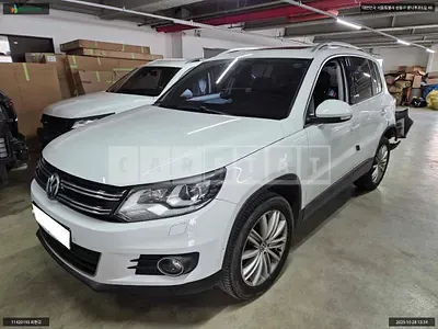 Photo 1 of 6: 2015 Volkswagen Tiguan 2.0 TDI BMT, VIN WVGZZZ5NZGW532694 — Korean insurance auction
