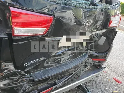 Photo 1 of 9: 2018 Kia Carnivals, VIN KNAMB81ABJS428407 — Korean insurance auction