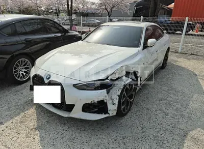 Photo 1 of 10: 2024 BMW i4 eDrive40 — Korean insurance auction