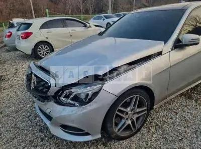 Photo 1 of 9: 2015 Mercedes-Benz E250 BlueTec 4Matic, VIN WDDHF9HB0FB105927 — Korean insurance auction