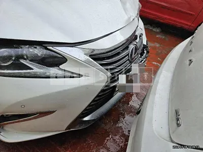 Photo 1 of 17: 2015 Lexus ES300h, VIN JTHBW1GG3G2103118 — Korean insurance auction