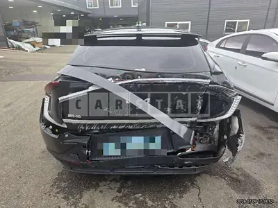 Photo 1 of 8: 2022 Kia EV6 Long Range — Korean insurance auction