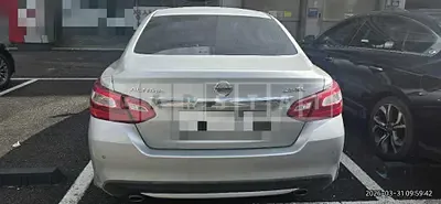 Photo 1 of 16: 2017 Nissan Altima 2.5 — Korean insurance auction