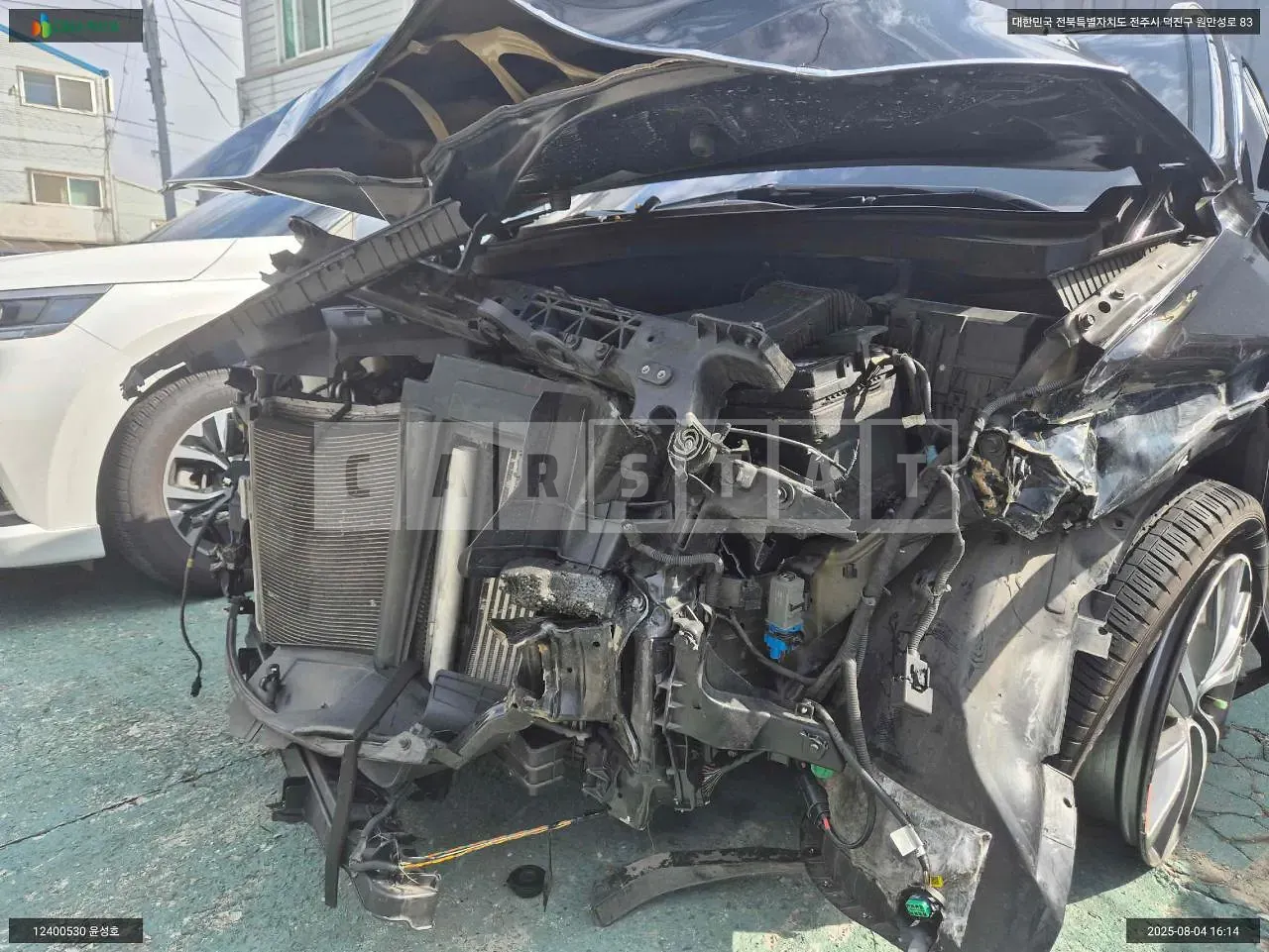 Photo 2 of 11: 2018 Hyundai Santa Fe, VIN KMHS281BBKU057892 — Korean insurance auction