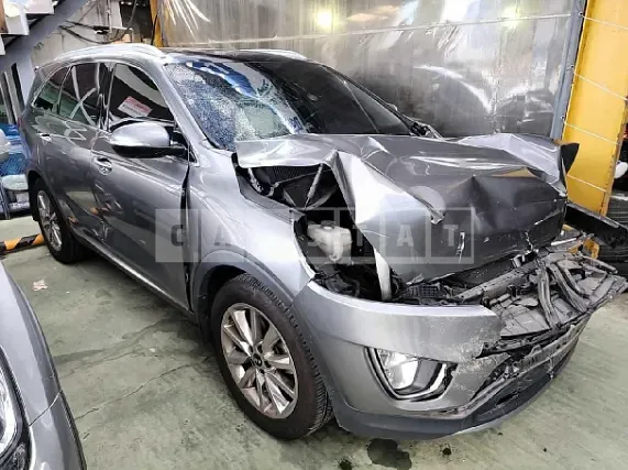Photo 2 of 13: 2015 Kia Sorento, VIN KNAPK81ABFA031418 — Korean insurance auction