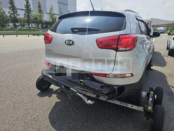 Photo 2 of 11: 2015 Kia Sportage — Korean insurance auction