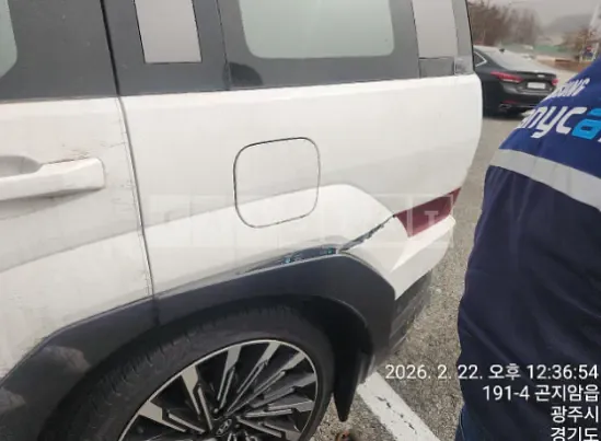 Photo 2 of 50: 2024 Hyundai Santa Fe — Korean insurance auction