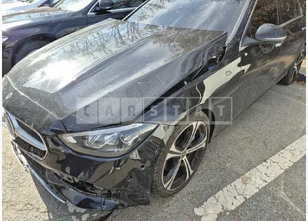 Photo 2 of 50: 2024 Mercedes-Benz C300 4Matic — Korean insurance auction