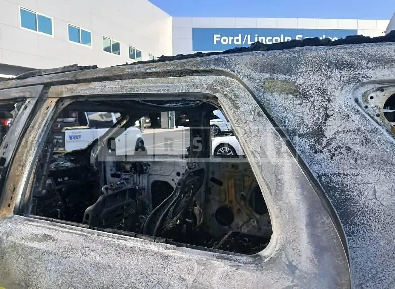 Photo 2 of 24: 2018 Ford Explorer 2.3 AWD — Korean insurance auction
