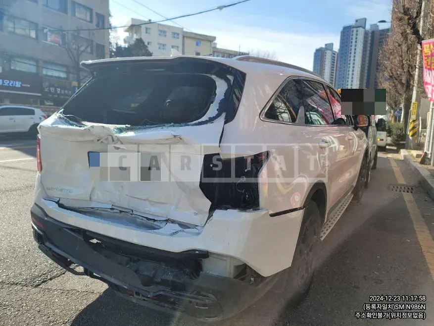 Photo 2 of 11: 2024 Kia Sorento Hybrid — Korean insurance auction