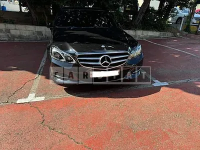 Photo 1 of 9: 2015 Mercedes-Benz E220 BlueTec, VIN WDDHF0AB0GB241305 — Korean insurance auction
