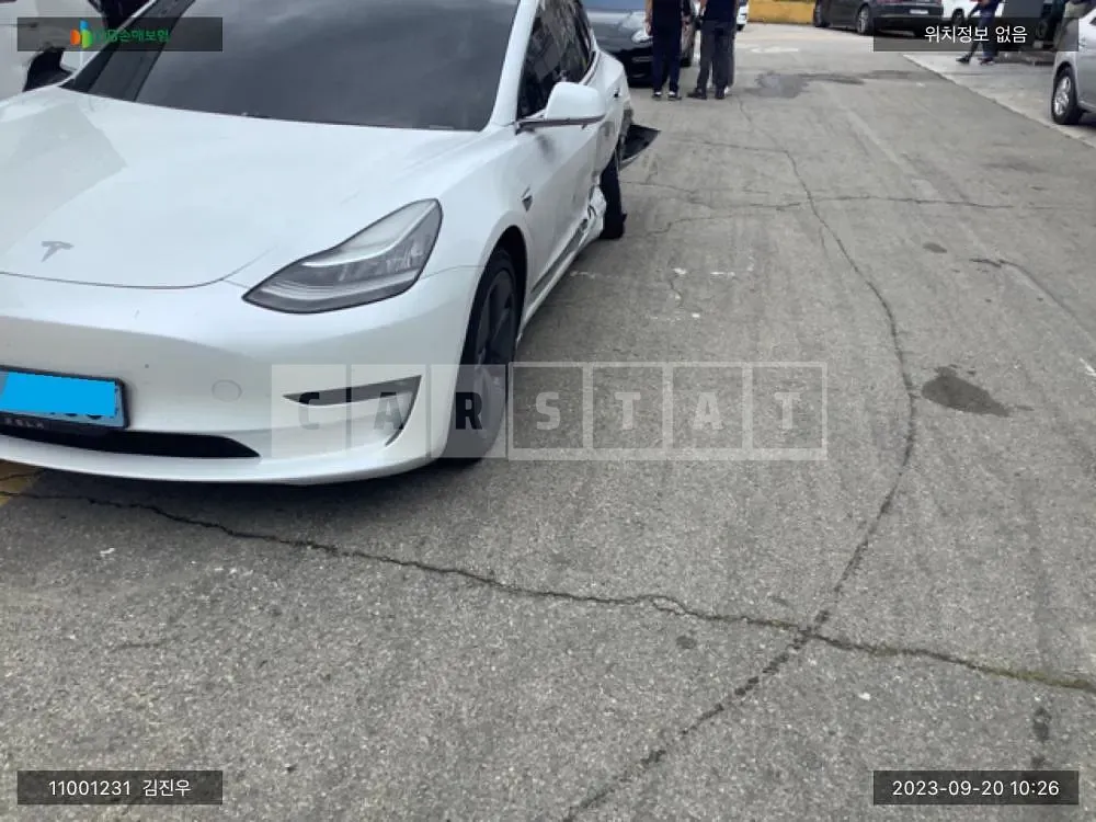 Photo 2 of 32: 2020 Tesla Model 3 Long Range, VIN 5YJ3E1EB2LF726138 — Korean insurance auction