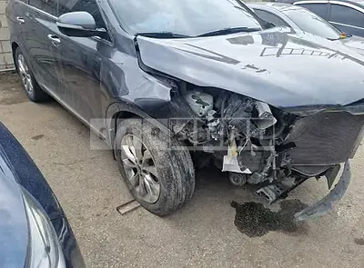 Photo 1 of 18: 2018 Kia Sorento, VIN KNAPH81BBJA419768 — Korean insurance auction