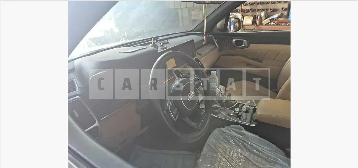 Photo 2 of 10: 2020 Kia Sorento Hybrid — Korean insurance auction