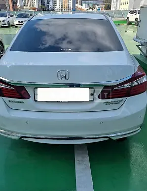 Photo 2 of 22: 2016 Honda Accord 2.4, VIN 1HGCR2680GA511913 — Korean insurance auction