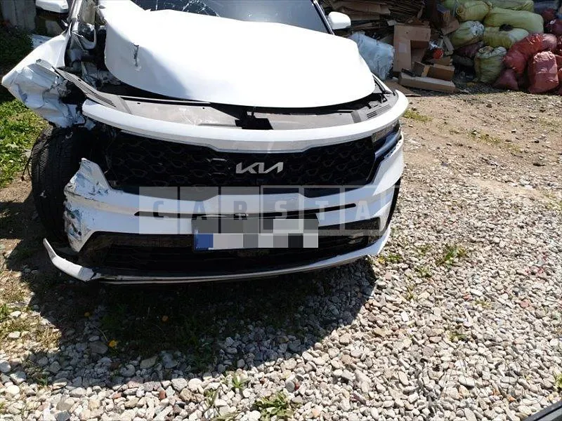 Photo 2 of 26: 2022 Land Rover Sorento 1.6 (Hybrid), VIN SALCA2BN3HH706139 — Korean insurance auction