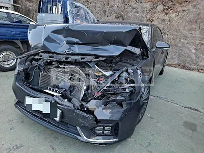 Photo 1 of 28: 2017 Kia K7 — Korean insurance auction