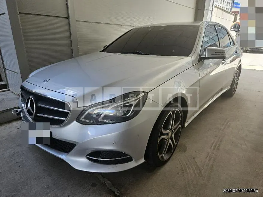 Photo 2 of 41: 2015 Mercedes-Benz E250 BlueTec 4Matic — Korean insurance auction