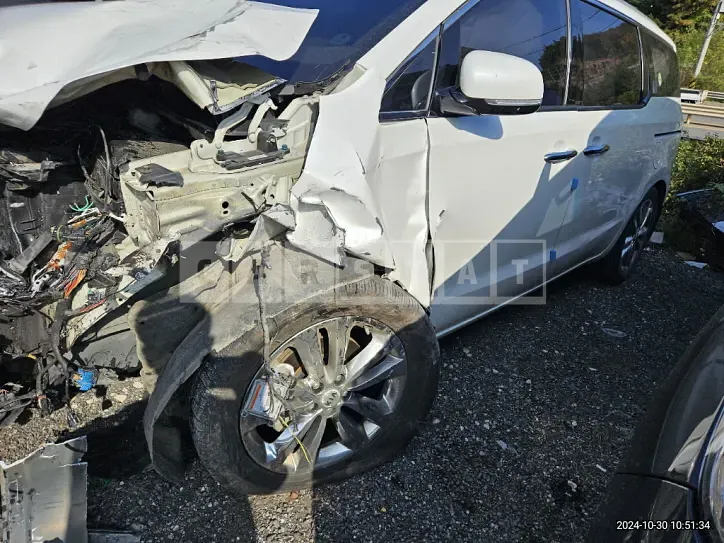 Photo 2 of 25: 2015 Kia Carnival Limousine — Korean insurance auction