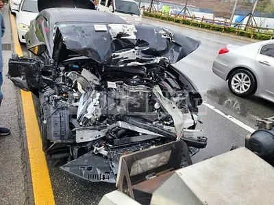 Photo 1 of 18: 2019 Lexus Rc 300, VIN JTHHA5BC0K5010181 — Korean insurance auction