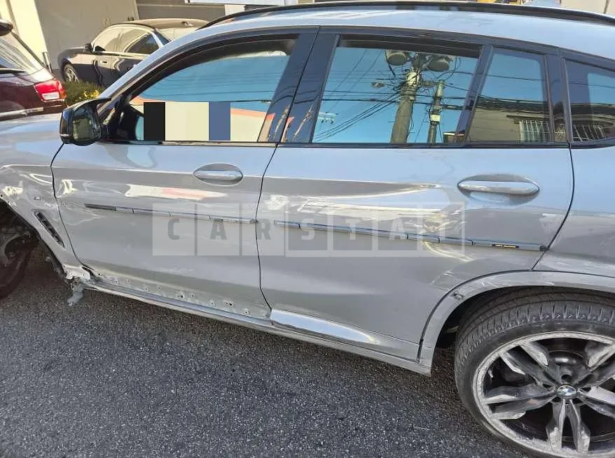 Photo 2 of 5: 2025 BMW X4 M40i — Korean insurance auction