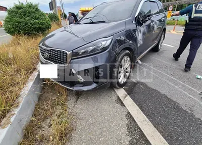 Photo 1 of 10: 2018 Kia Sorento, VIN KNAPH81BDJA402438 — Korean insurance auction