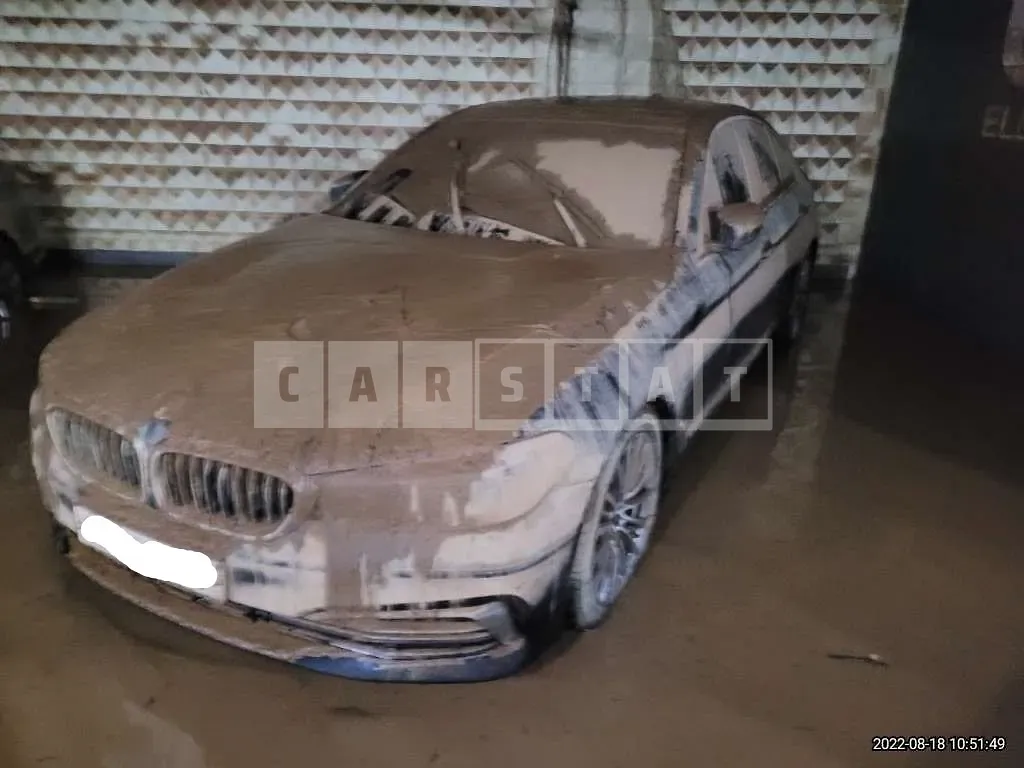 Photo 3 of 3: 2020 BMW 520i Luxury, VIN WBAJK9104LCD91934 — Korean insurance auction