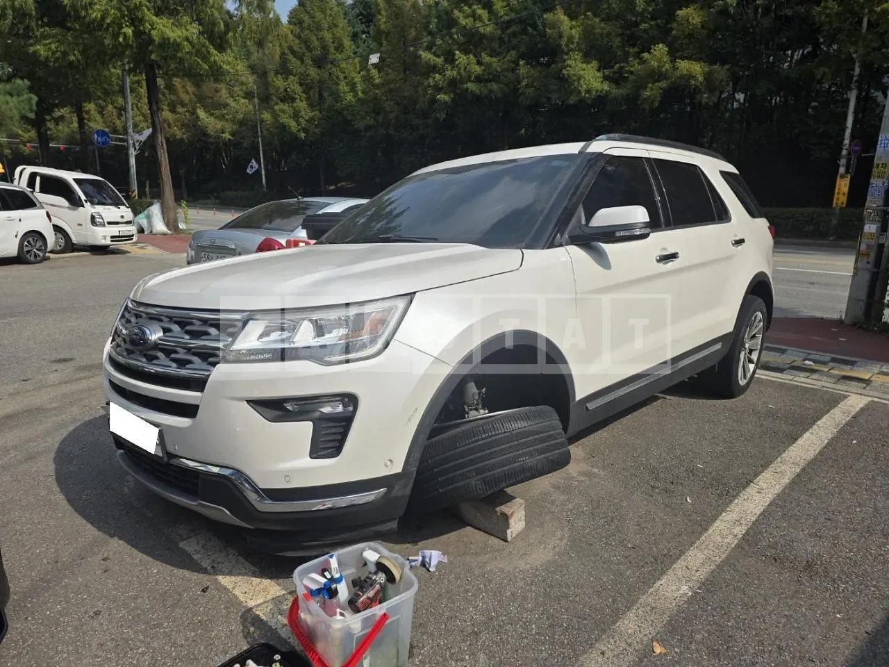 Photo 2 of 16: 2018 Ford Explorer 2.3 AWD, VIN 1FM5K8FH3JGA47412 — Korean insurance auction