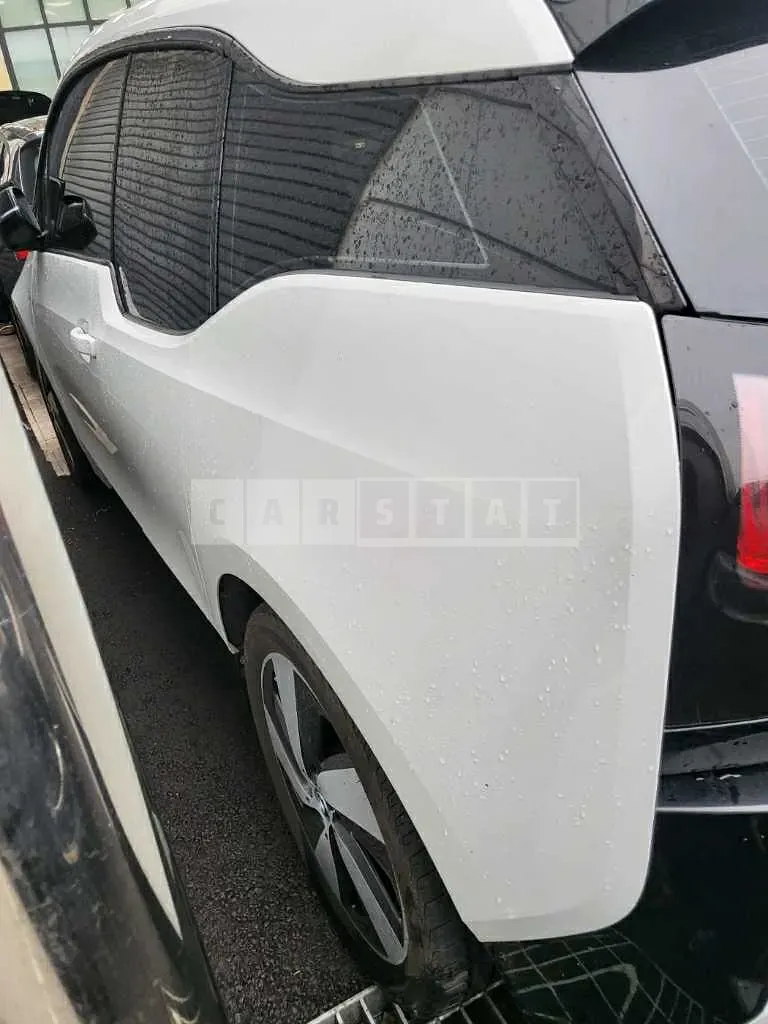 Photo 2 of 26: 2016 BMW i3, VIN WBY1Z2109GV610477 — Korean insurance auction