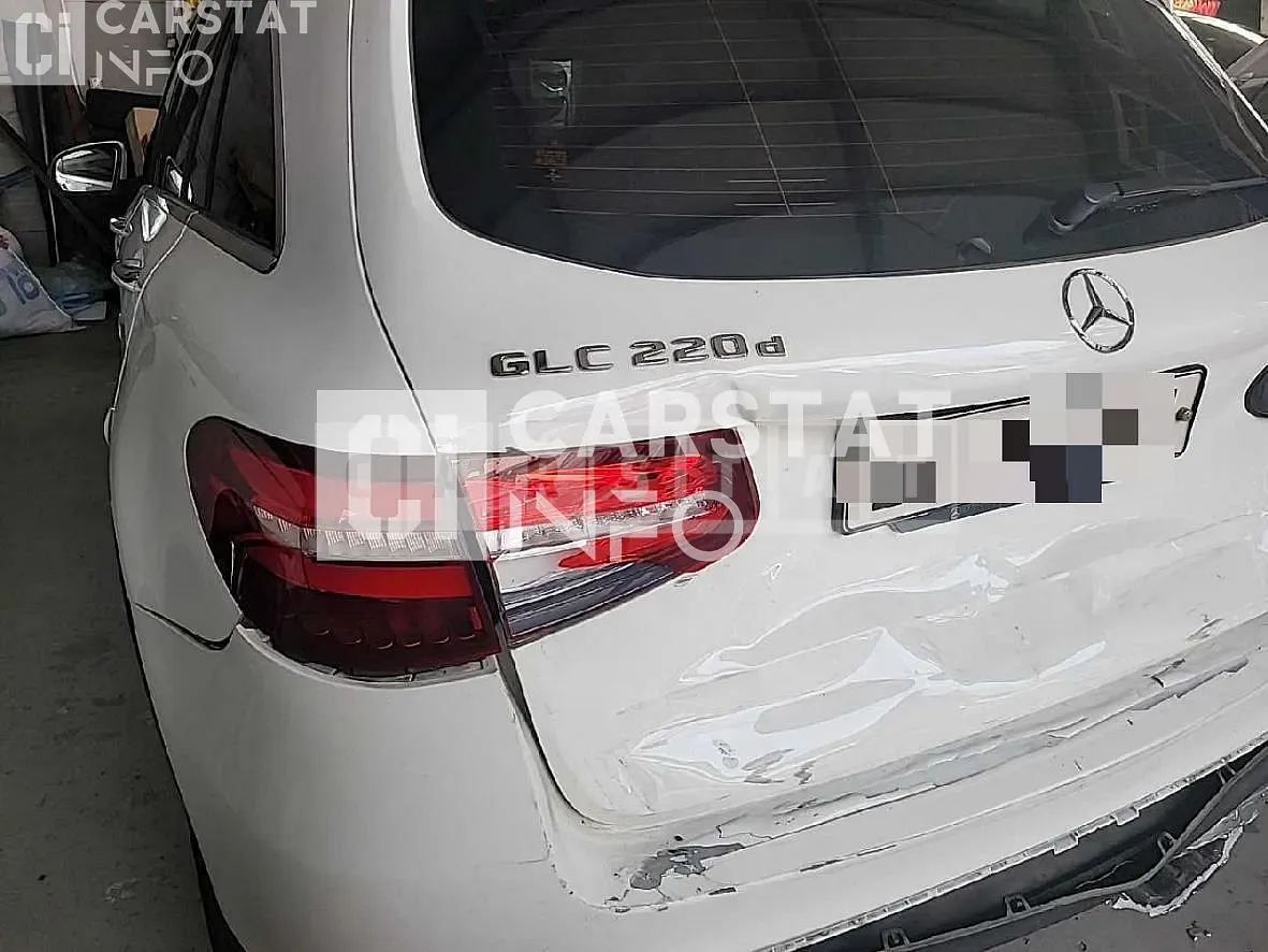 Photo 2 of 19: 2016 Mercedes-Benz GLC220 d 4Matic — Korean insurance auction